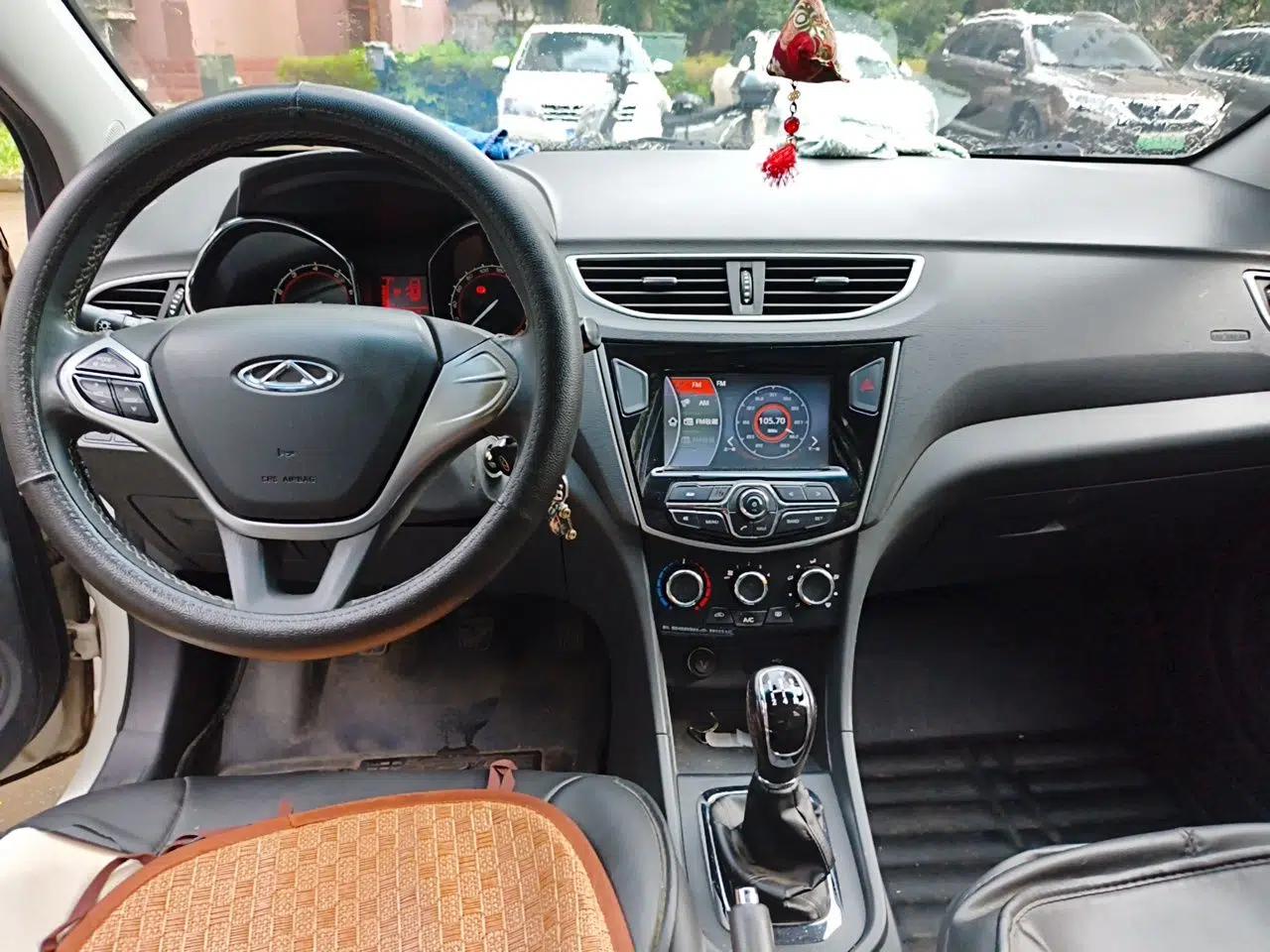 Chery Arrizo 3 2015 1.5L Manual High-End Version — миниатюра 9