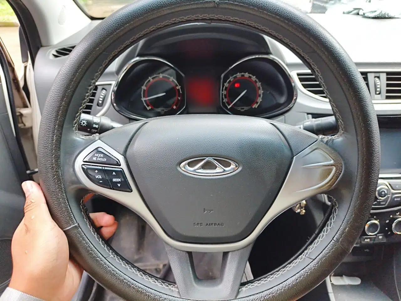 Chery Arrizo 3 2015 1.5L Manual High-End Version — миниатюра 10