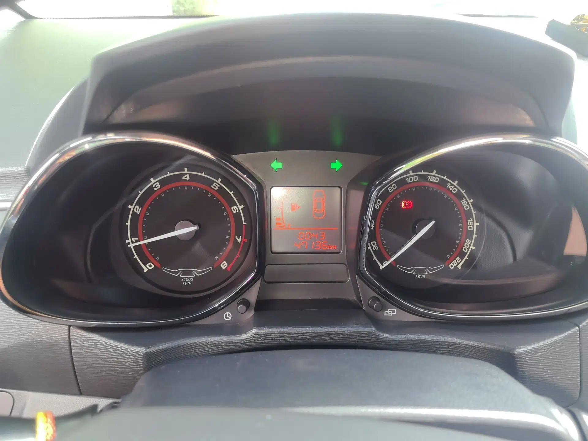 Chery Arrizo 3 2015 1.5L Manual Genuine Version — миниатюра 11