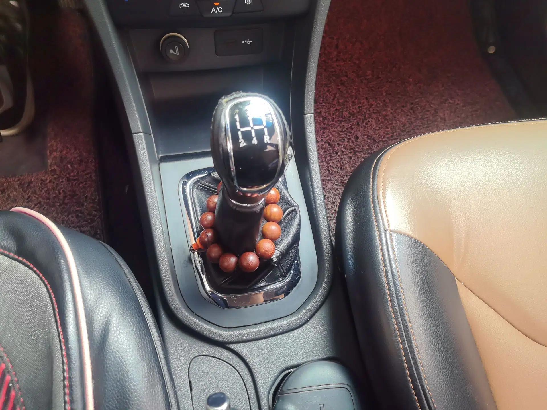 Chery Arrizo 3 2015 1.5L Manual Genuine Version — миниатюра 14