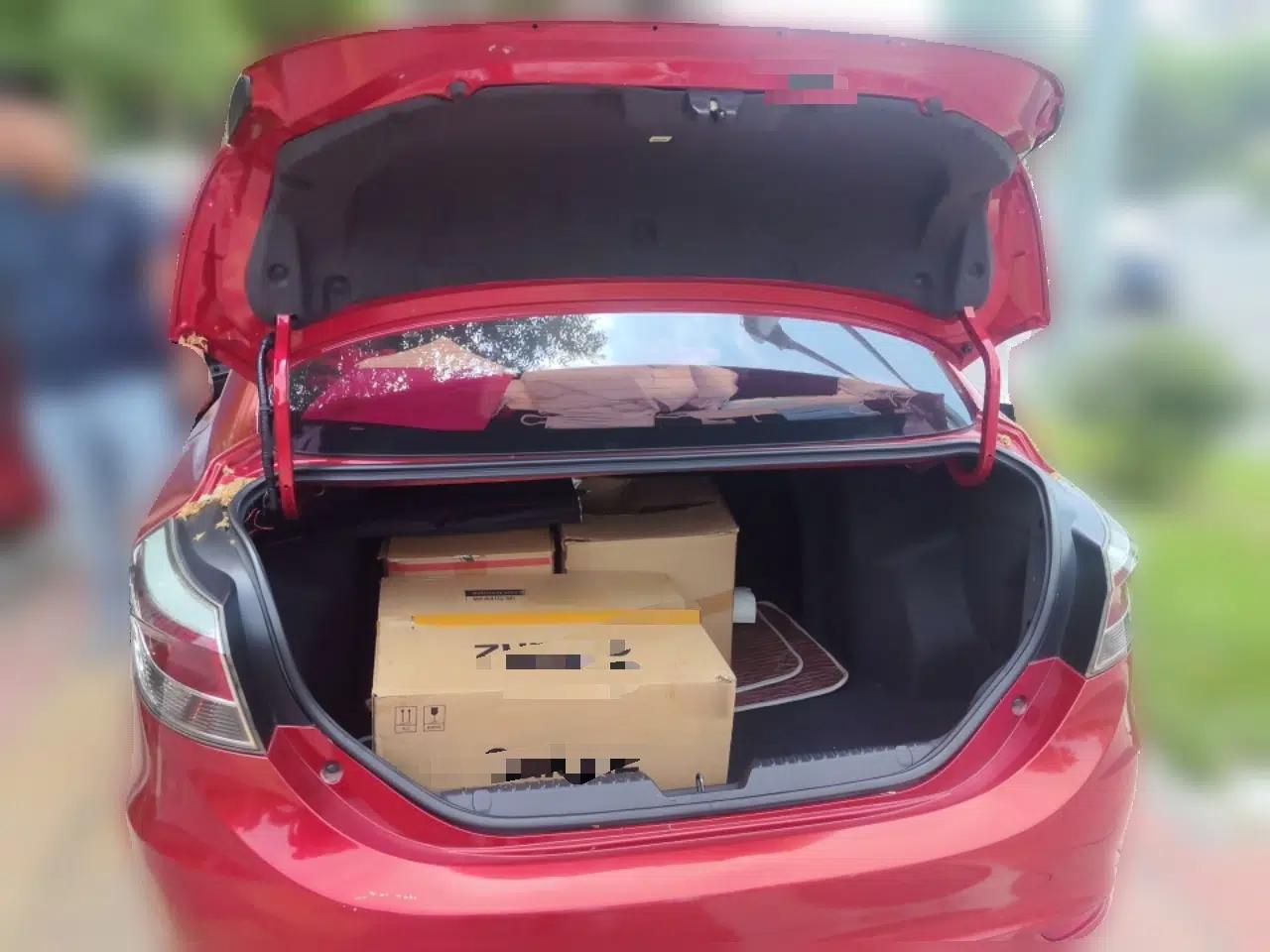 Chery Arrizo 3 2015 1.5L Manual Genuine Version — миниатюра 19