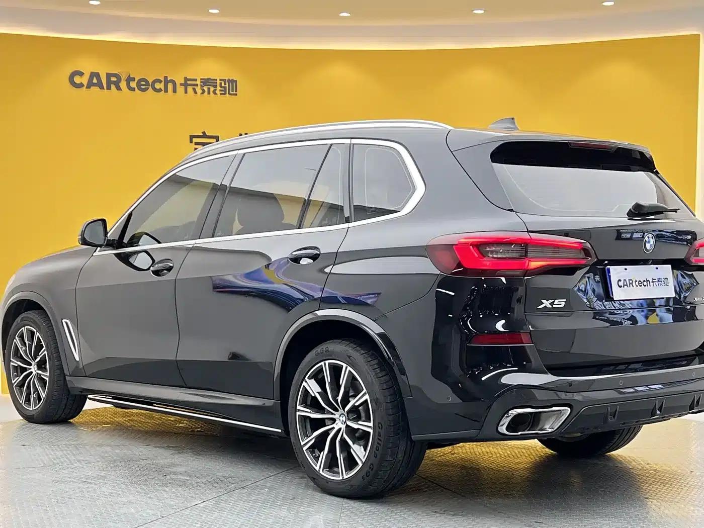 BMW X5 2022 xDrive 30Li Luxury M Sport Package — миниатюра 38