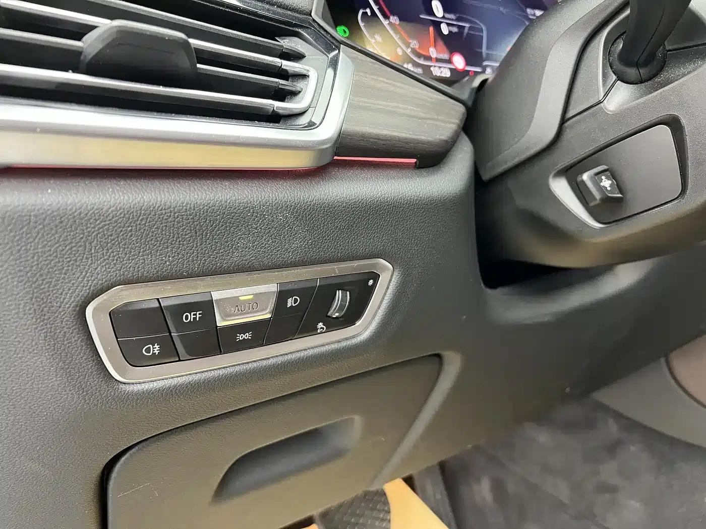BMW X5 2022 Facelift xDrive 40Li M Sport Package — миниатюра 7