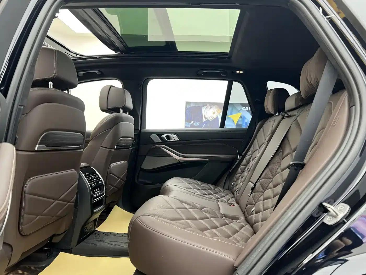 BMW X5 2022 Facelift xDrive 40Li M Sport Package — миниатюра 9
