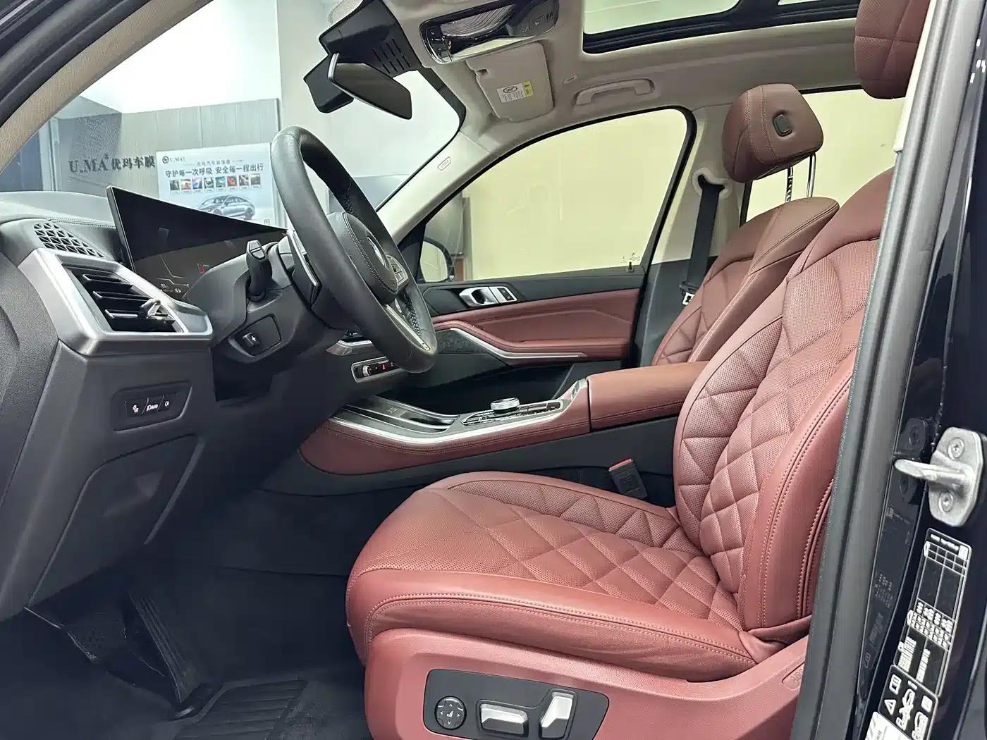 BMW X5 2023 xDrive 30Li M Sport Package — миниатюра 10