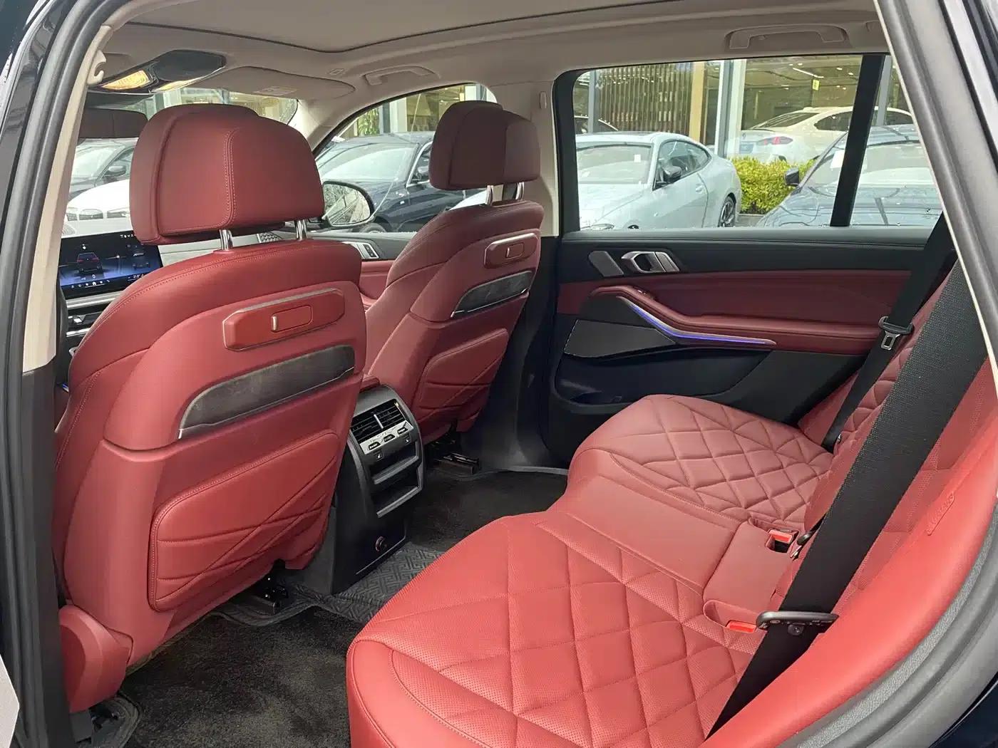 BMW X5 2026 Facelift xDrive 30Li M Sport Shadow Edition — миниатюра 7