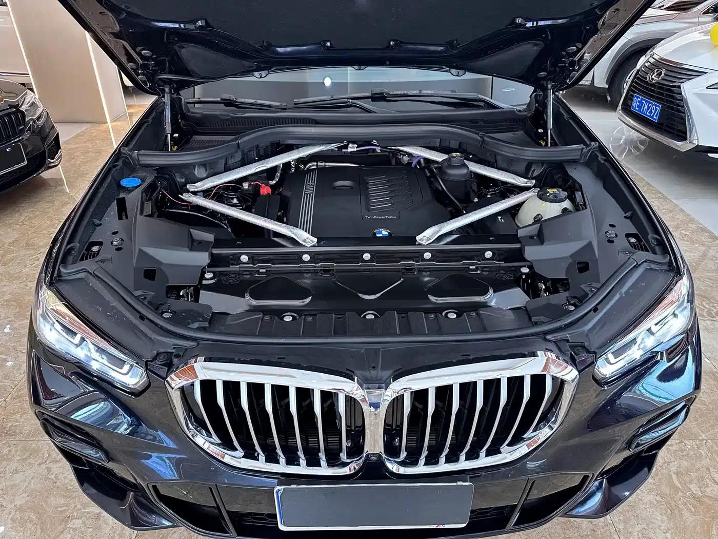 BMW X5 2022 Facelift xDrive 40Li M Sport Package — миниатюра 16