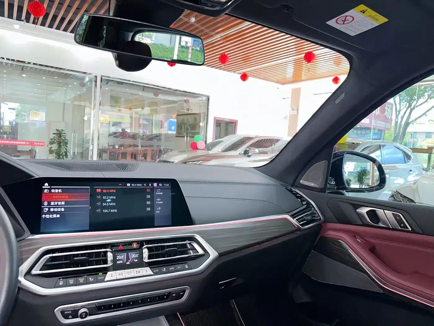 BMW X5 2022 Facelift xDrive 40Li M Sport Package — миниатюра 9