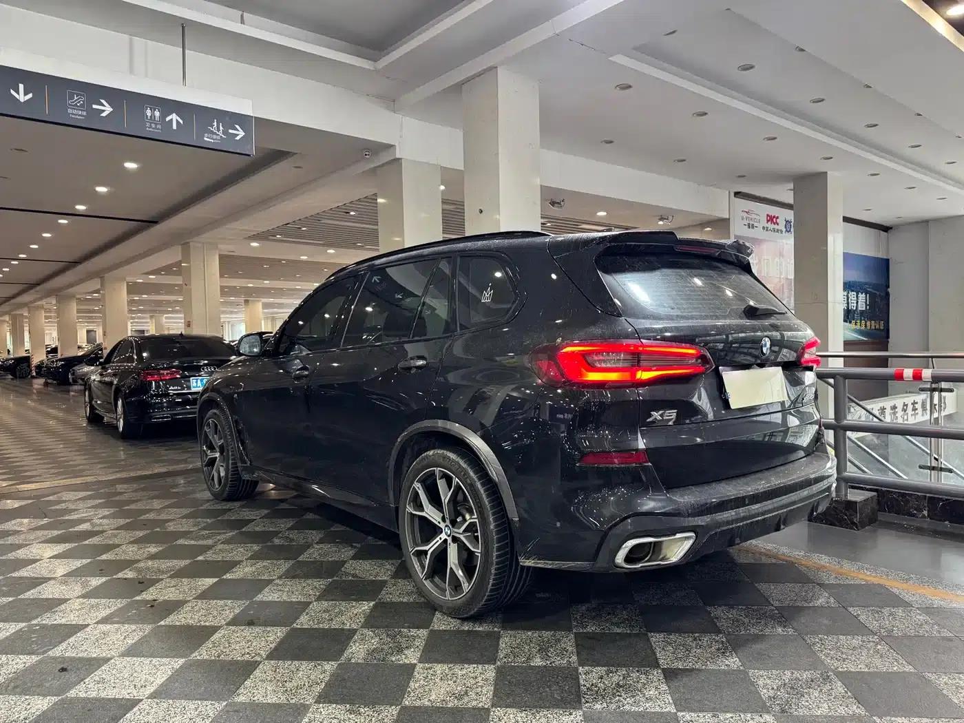 BMW X5 2022 Facelift xDrive 40Li M Sport Package — миниатюра 4