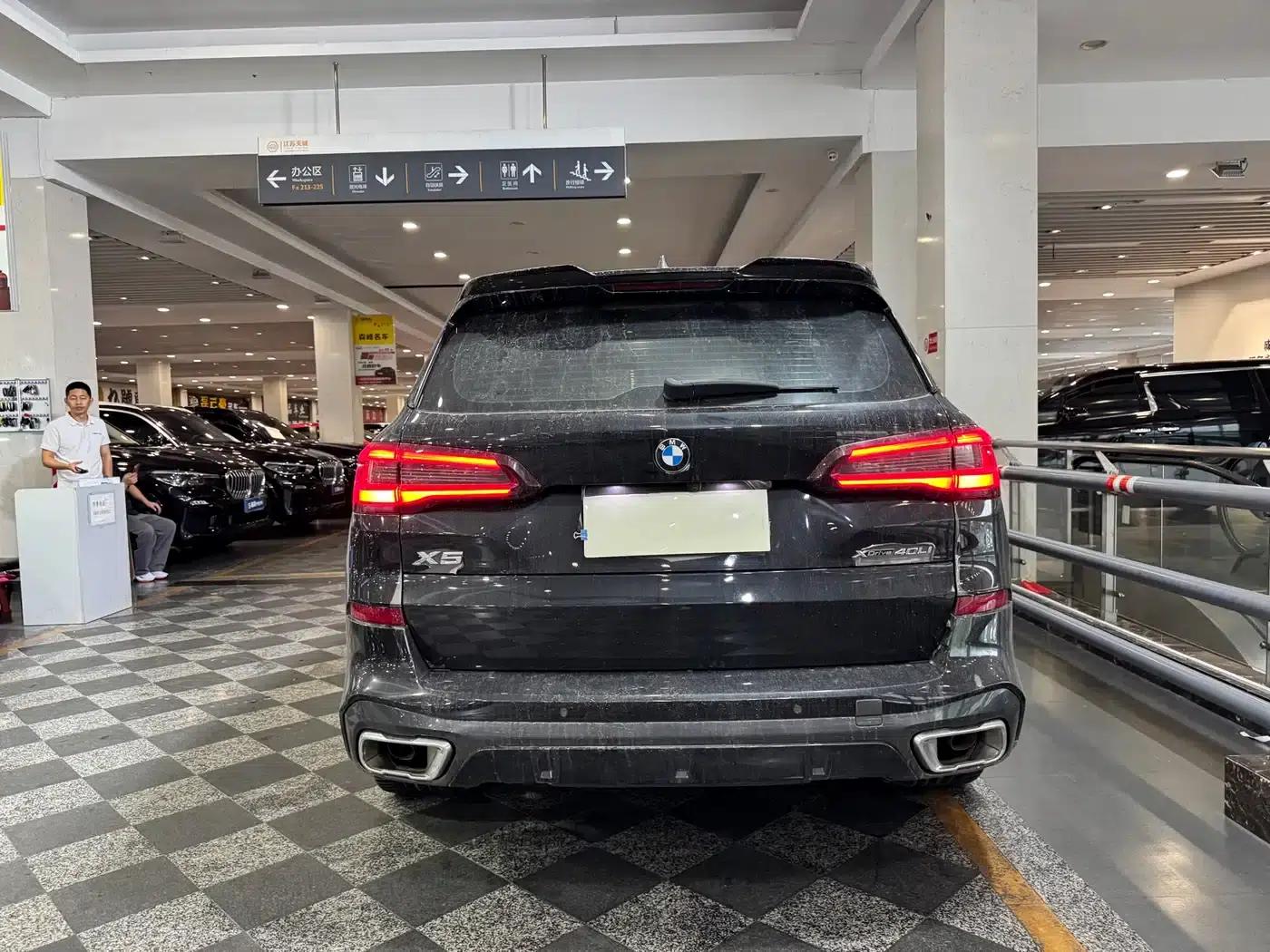 BMW X5 2022 Facelift xDrive 40Li M Sport Package — миниатюра 5