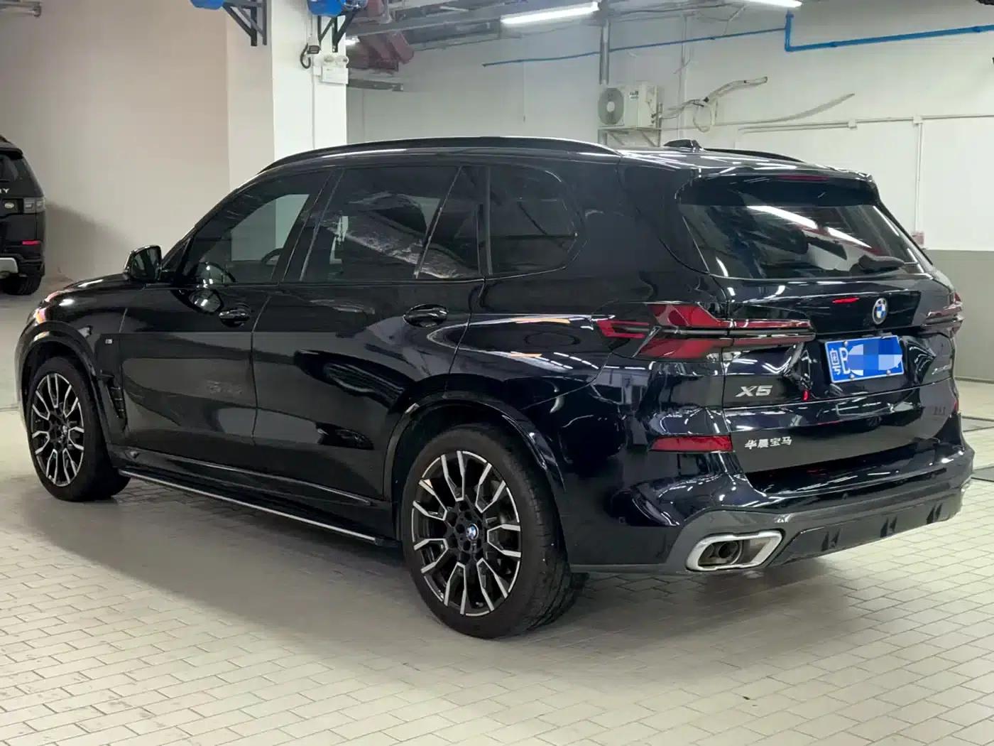 2023 BMW X5 xDrive 40Li M Sport Shadow Edition — миниатюра 9