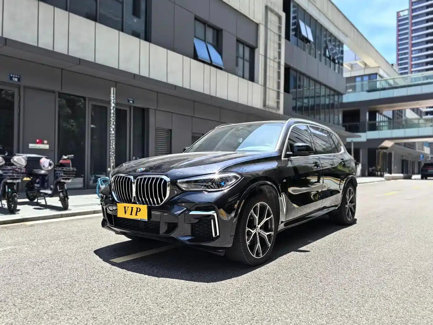 BMW X5 2022 xDrive 40Li Luxury M Sport Package — миниатюра 1
