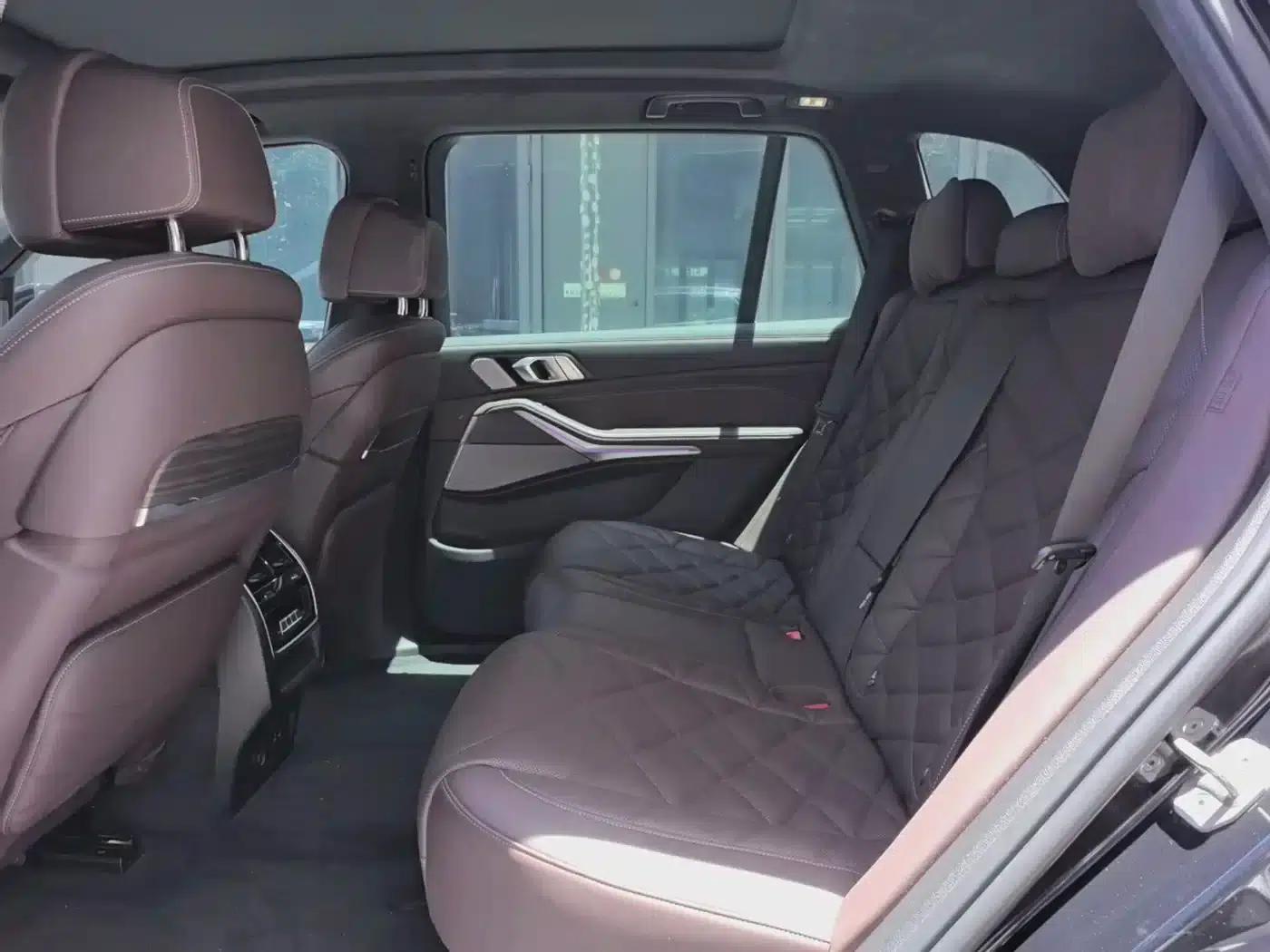 BMW X5 2022 xDrive 40Li Luxury M Sport Package — миниатюра 6