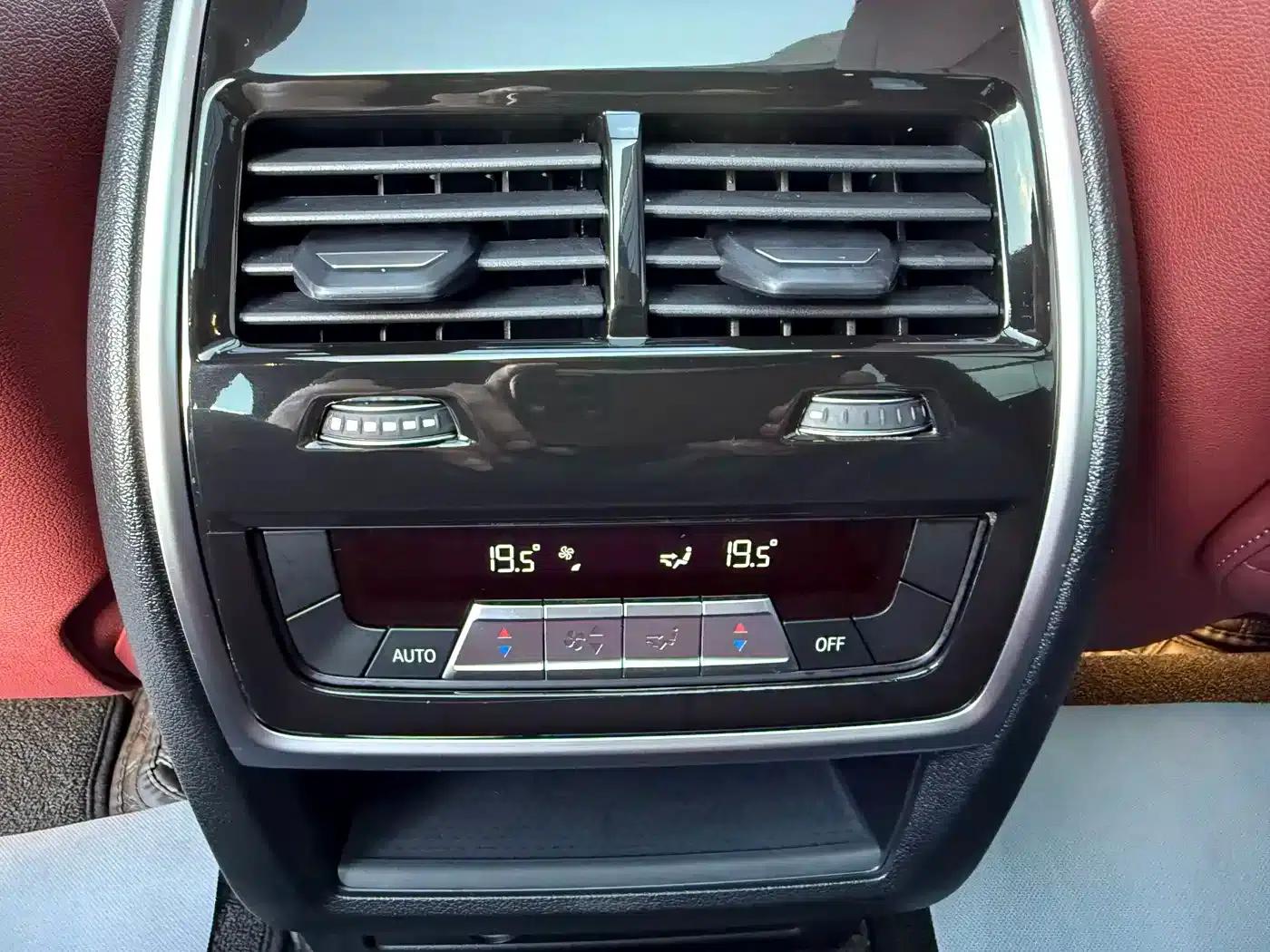 BMW X5 2022 Facelift xDrive 40Li M Sport Package — миниатюра 11