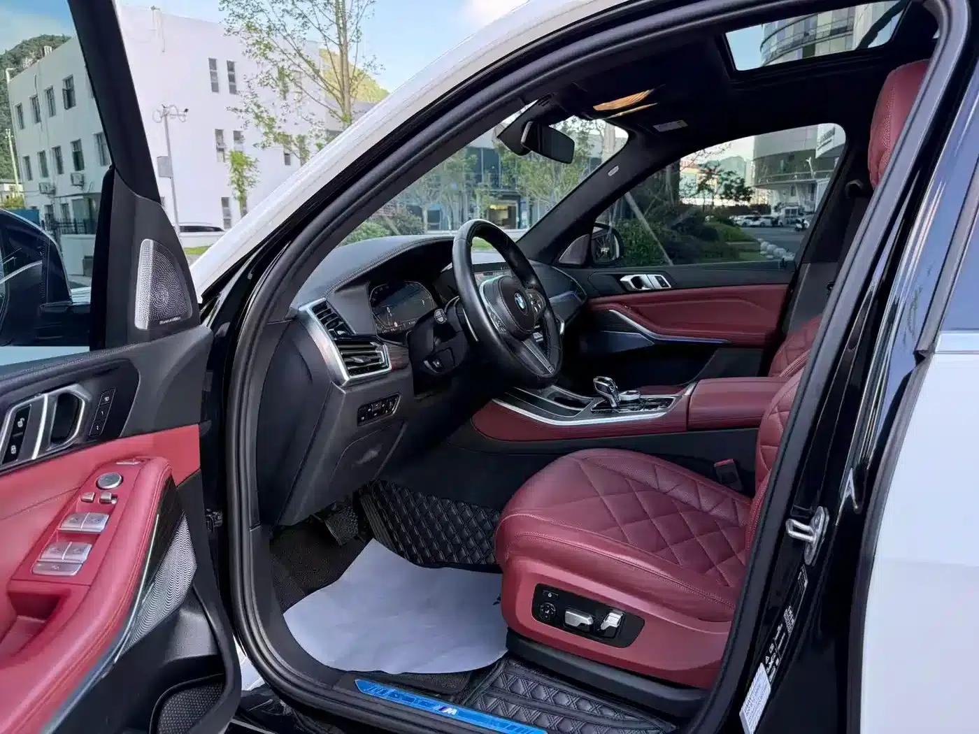 BMW X5 2022 Facelift xDrive 40Li M Sport Package — миниатюра 7