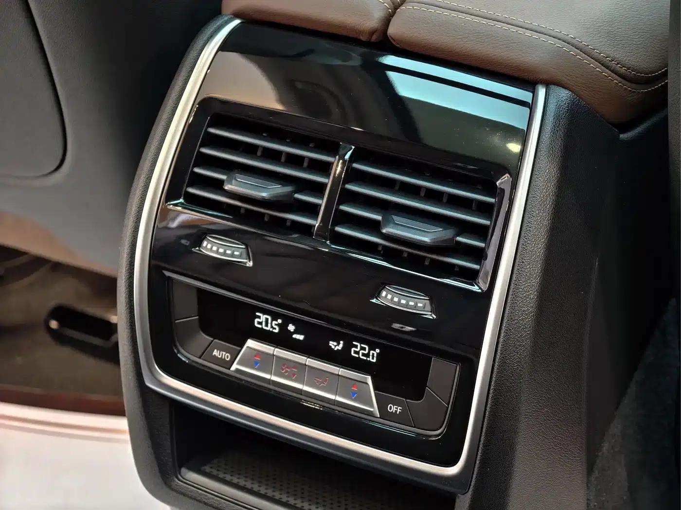 2020 BMW X5 Imported xDrive40i Luxury M Sport Package — миниатюра 11
