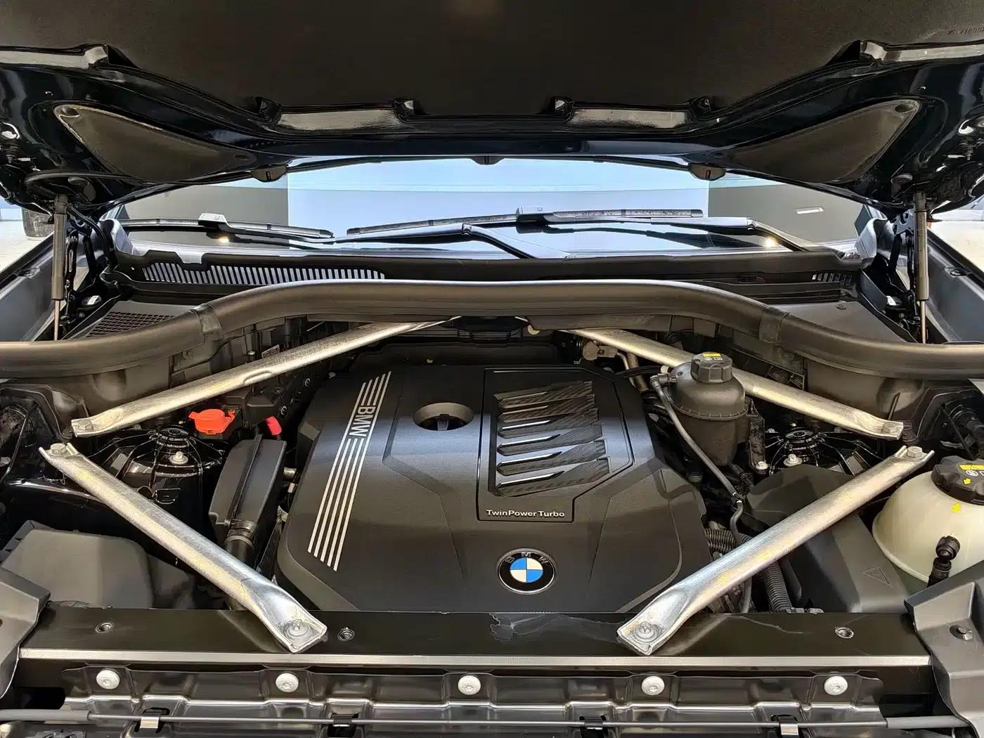 2020 BMW X5 Imported xDrive40i Luxury M Sport Package — миниатюра 16