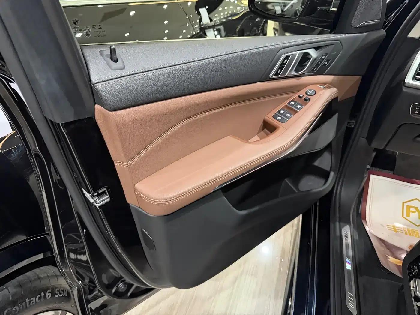 2020 BMW X5 Imported xDrive40i Luxury M Sport Package — миниатюра 4