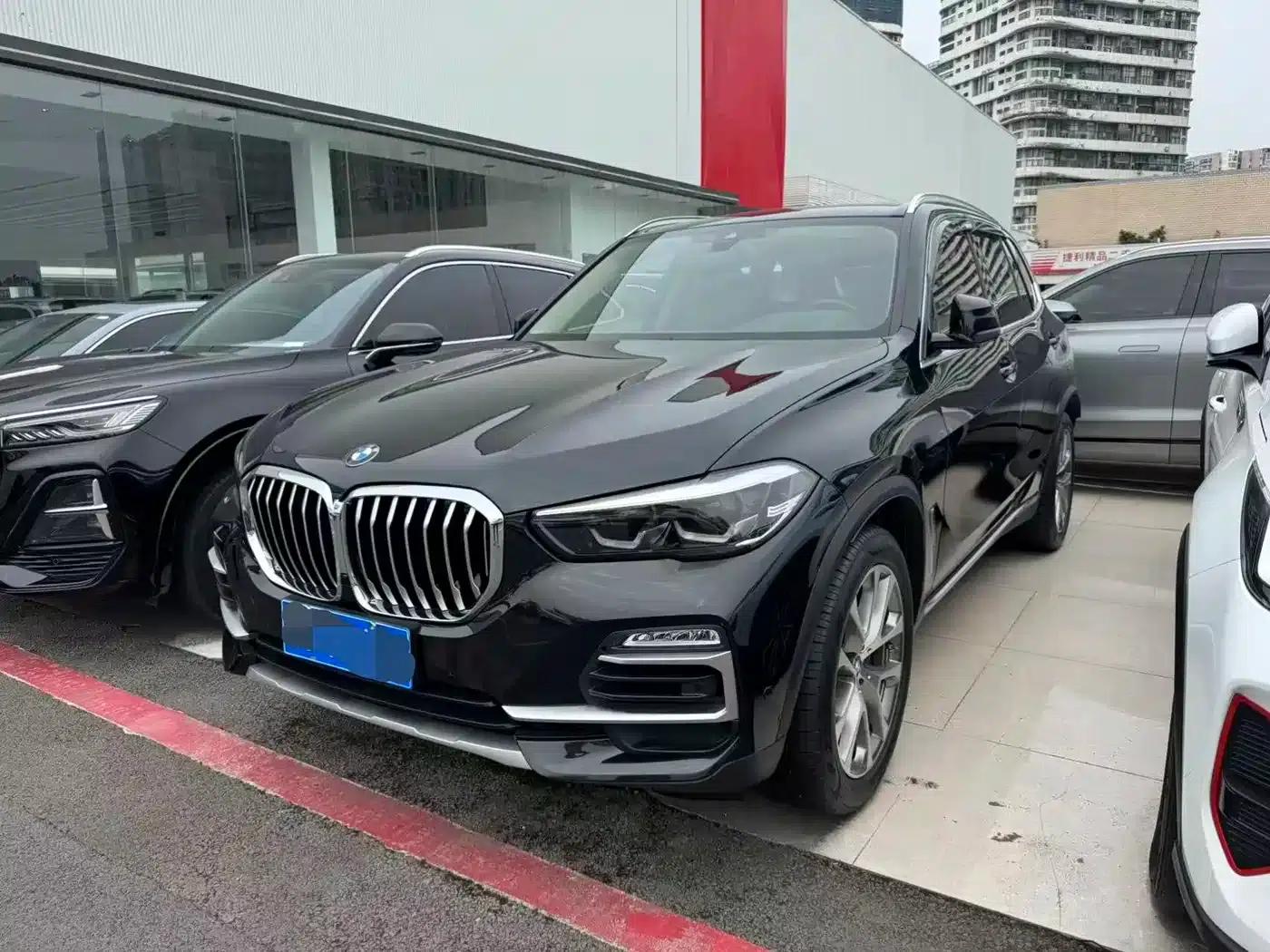 2021 BMW X5 Imported xDrive30i X Design Package — миниатюра 1