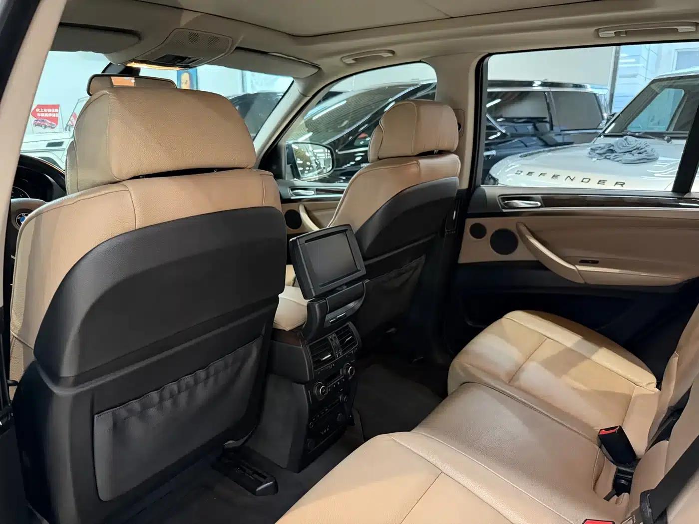 BMW X5 (Imported) 2008 xDrive48i Luxury — миниатюра 11