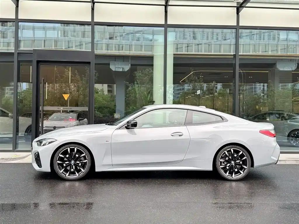 2024 BMW 4 Series 430i M Sport Shadow Edition — миниатюра 6