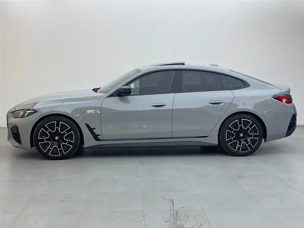 2024 BMW 4 Series 430i M Sport Shadow Edition — миниатюра 3