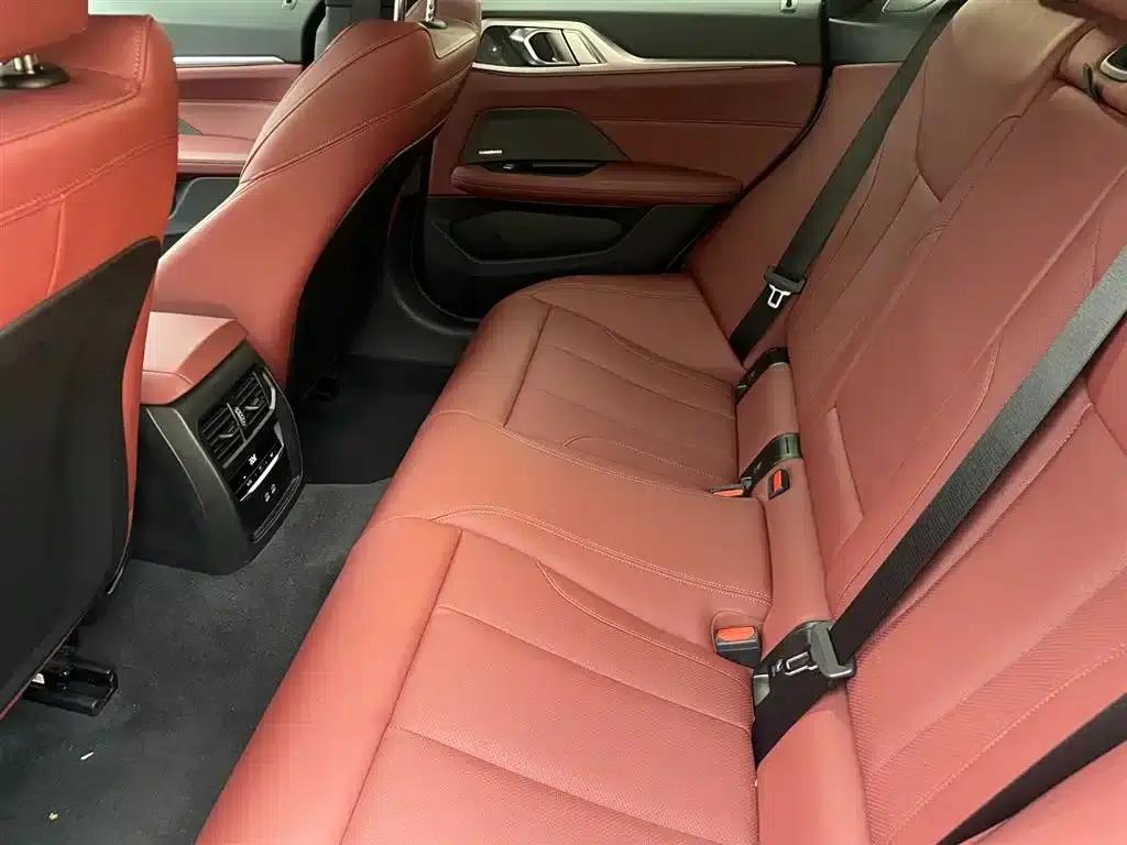 2024 BMW 4 Series 430i M Sport Shadow Edition — миниатюра 9