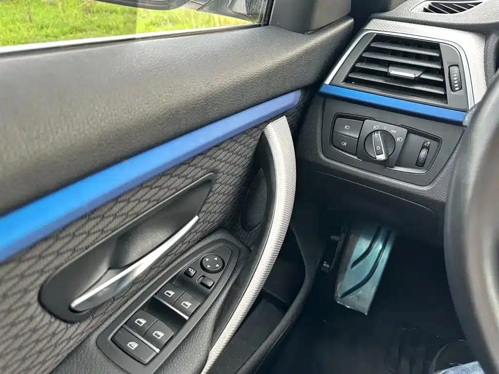 2020 BMW 4 Series 425i Gran Coupe M Sport Package — миниатюра 22