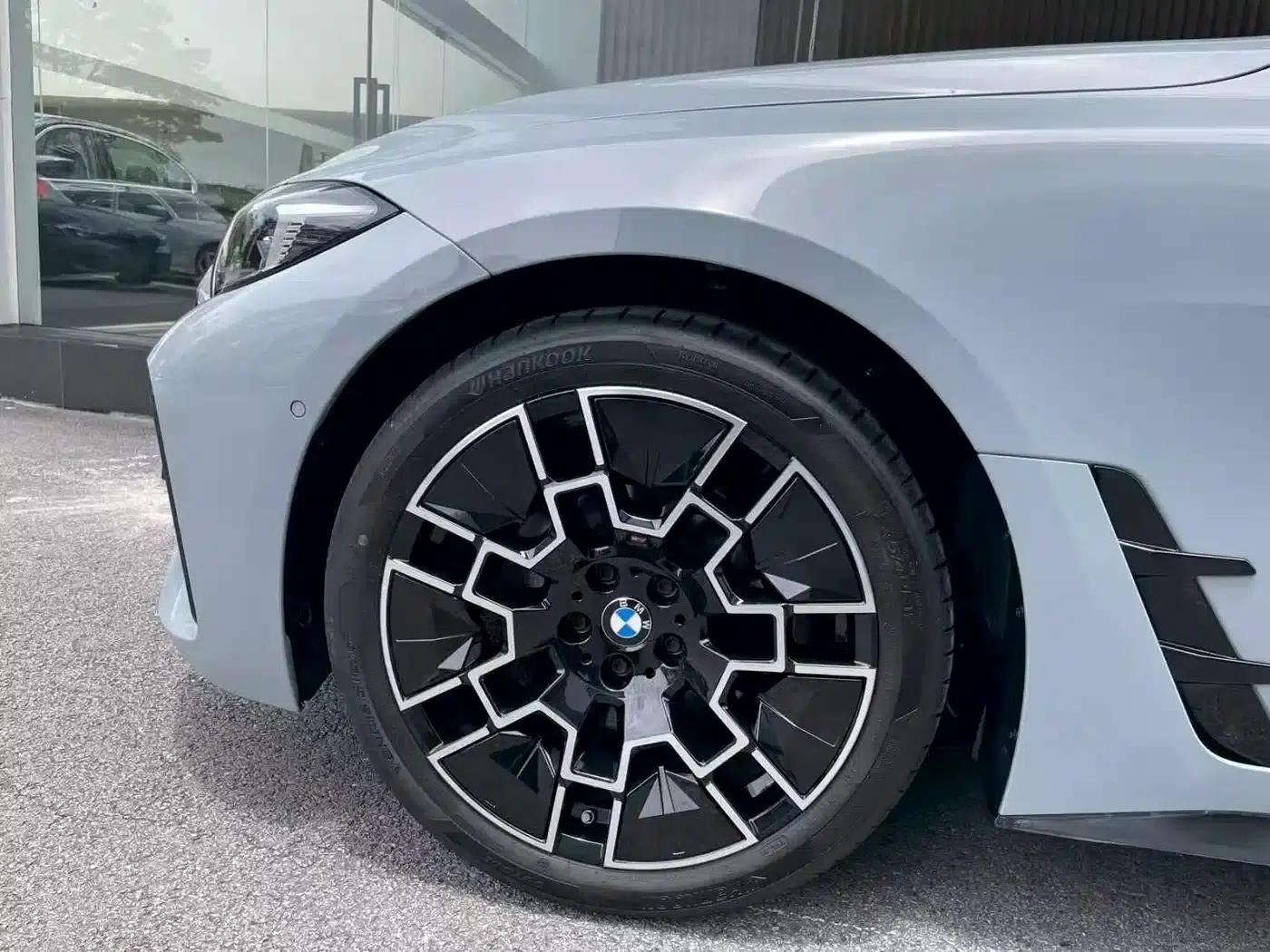 2024 BMW 4 Series 430i Gran Coupe M Sport Shadow Edition — миниатюра 2