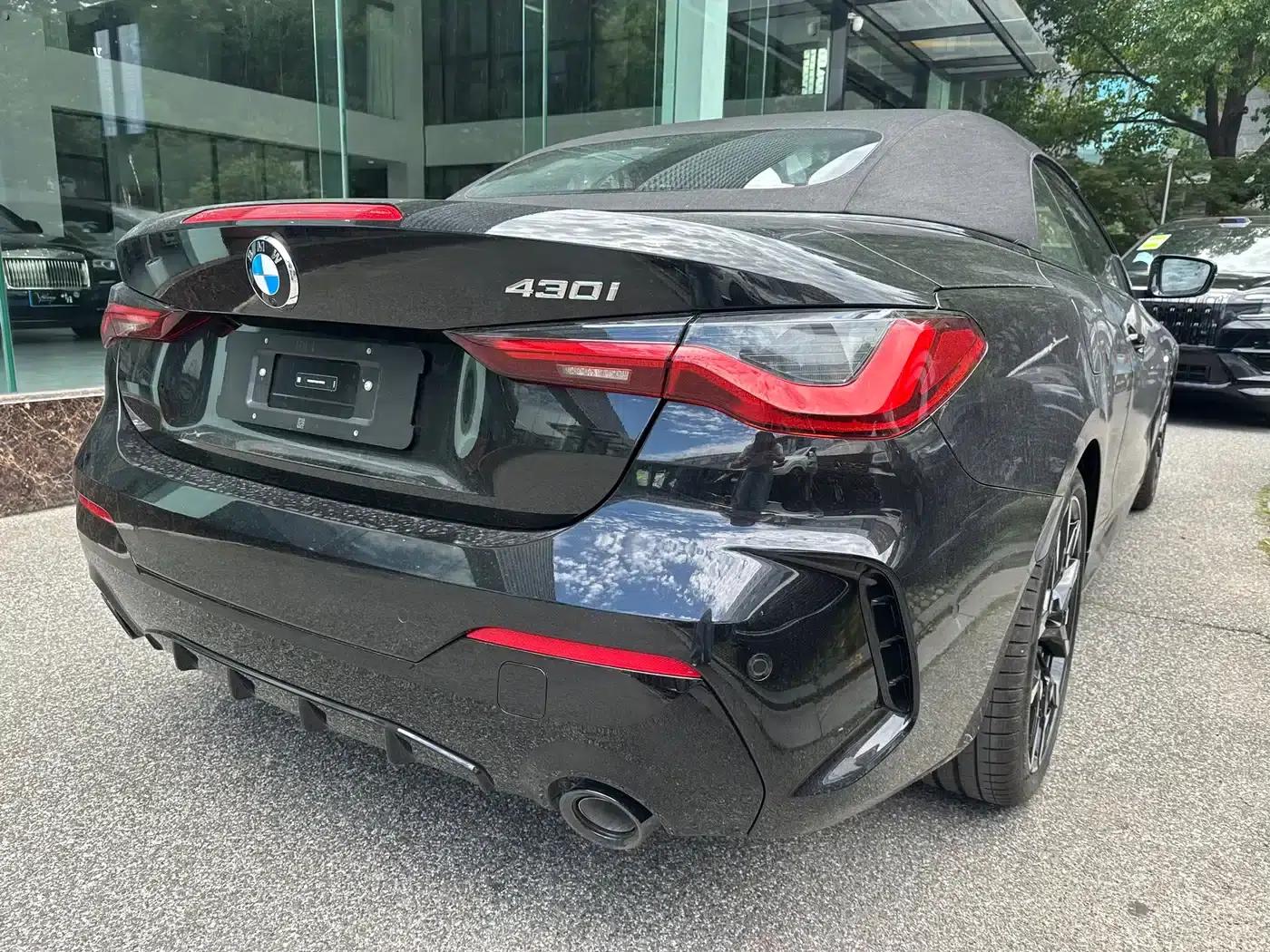 2024 BMW 4 Series 430i Convertible M Sport Shadow Edition — миниатюра 10