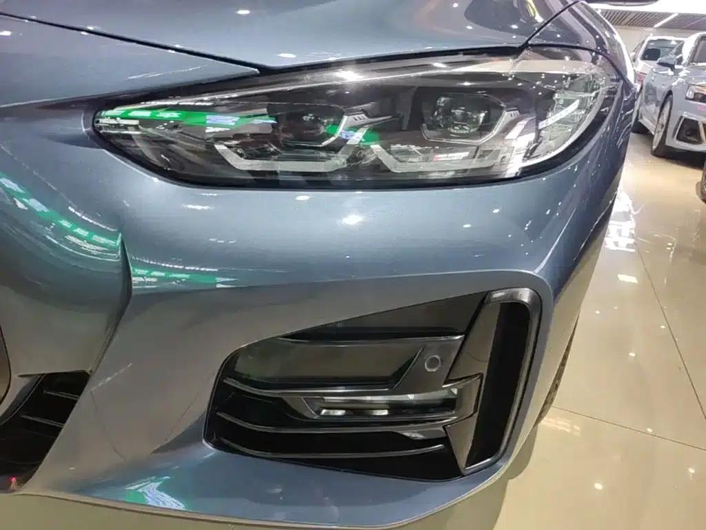 2022 BMW 4 Series 425i Fashion Model M Sport Shadow Edition — миниатюра 24