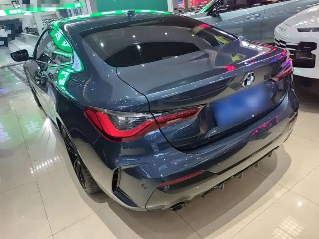 2022 BMW 4 Series 425i Fashion Model M Sport Shadow Edition — миниатюра 5