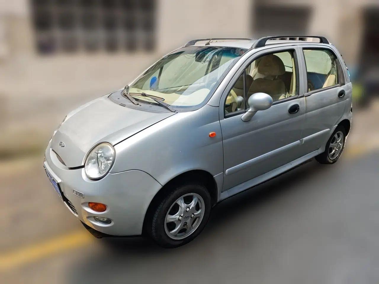 Chery QQ3 2012 Stylish Edition 1.0L Manual Start-Up Model — миниатюра 1