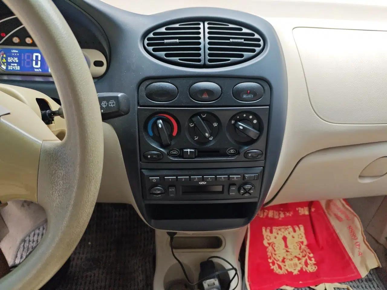 Chery QQ3 2012 Stylish Edition 1.0L Manual Start-Up Model — миниатюра 13