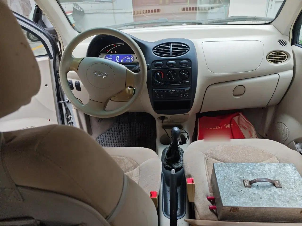 Chery QQ3 2012 Stylish Edition 1.0L Manual Start-Up Model — миниатюра 9