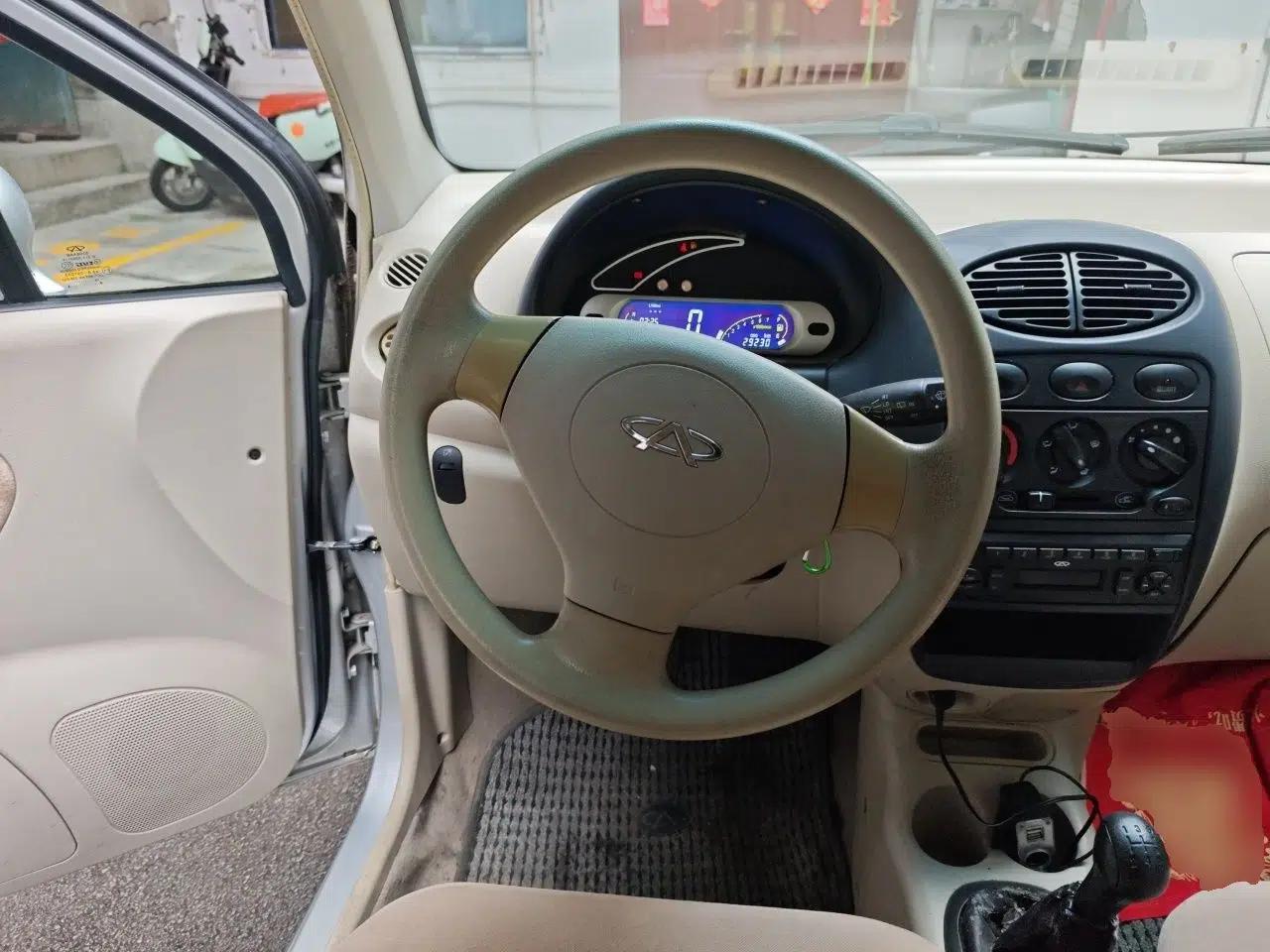Chery QQ3 2012 Stylish Edition 1.0L Manual Start-Up Model — миниатюра 10