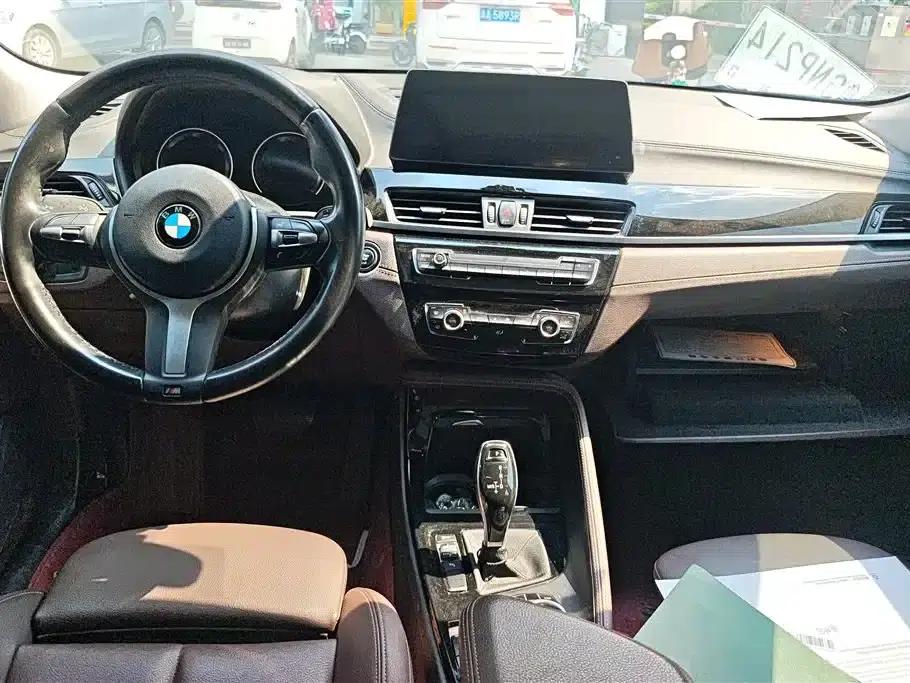 BMW X2 2021 sDrive25i M Sport Package — миниатюра 12