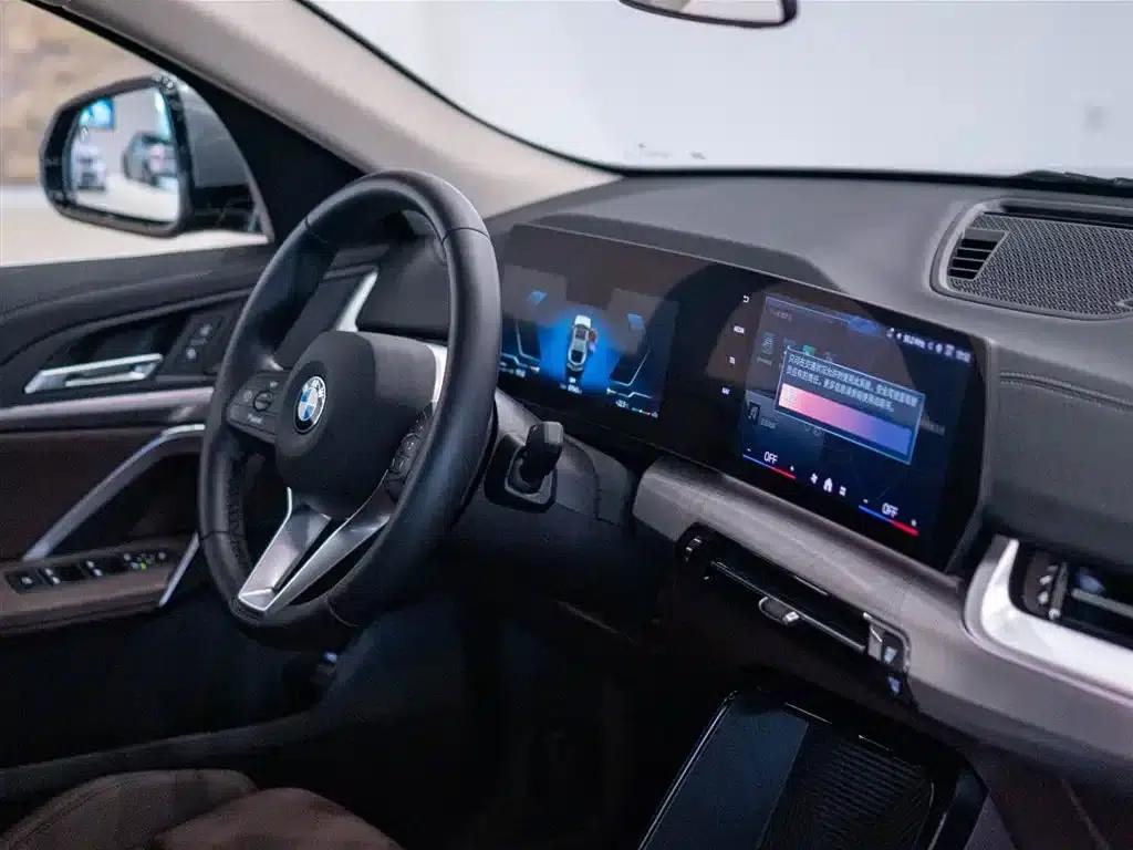 BMW X2 2022 sDrive25i M Sport Package — миниатюра 19