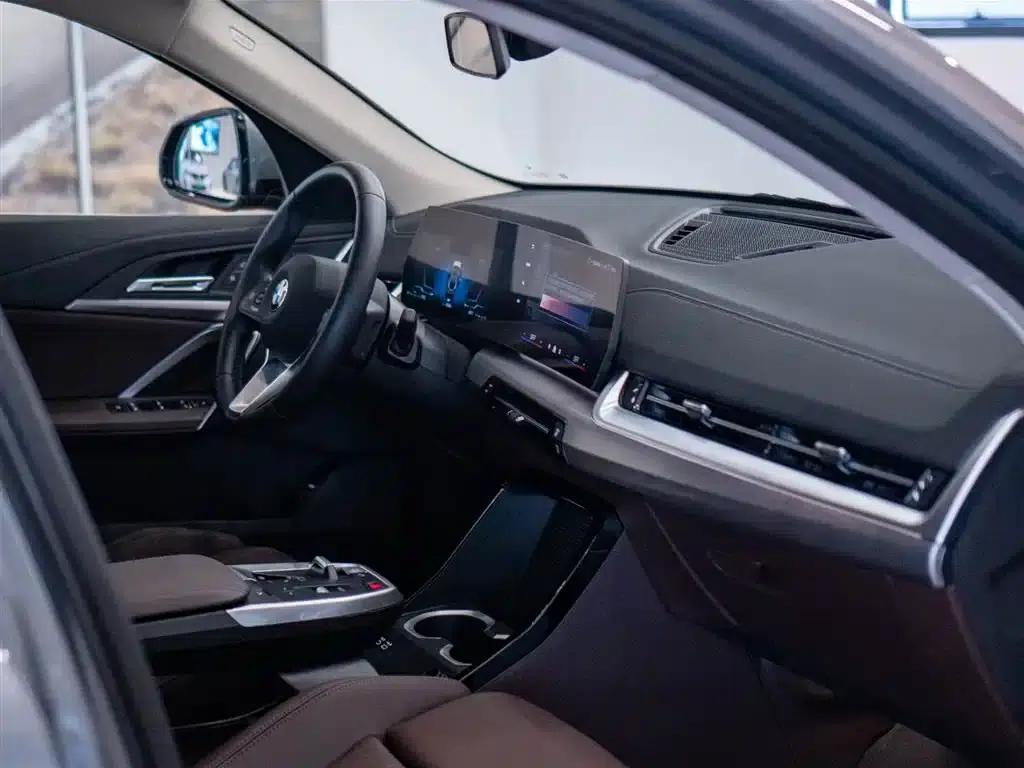 BMW X2 2022 sDrive25i M Sport Package — миниатюра 20