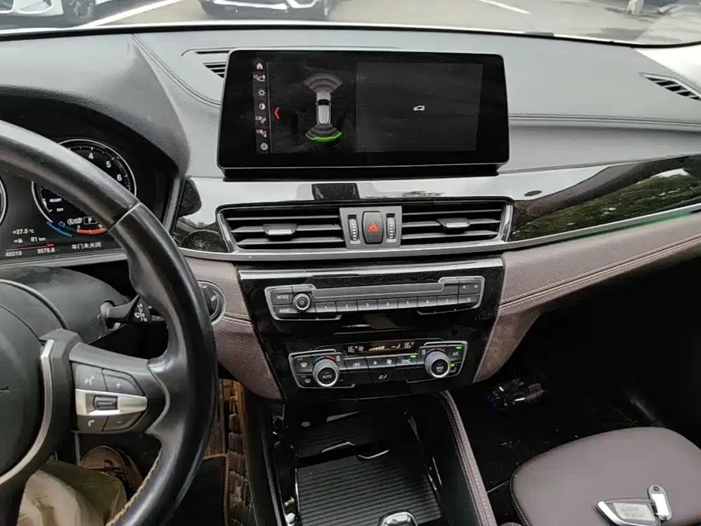 BMW X2 2023 sDrive25i M Sport Package — миниатюра 13