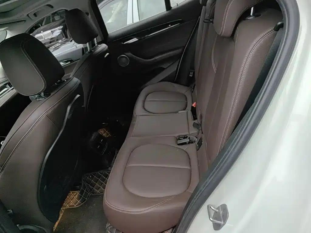 BMW X2 2023 sDrive25i M Sport Package — миниатюра 17