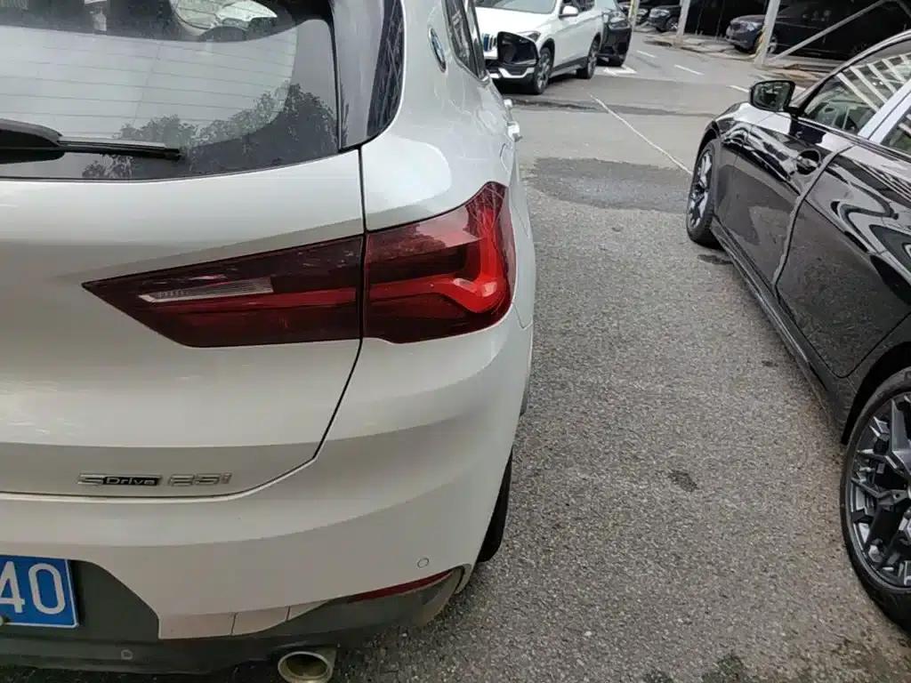 BMW X2 2023 sDrive25i M Sport Package — миниатюра 8