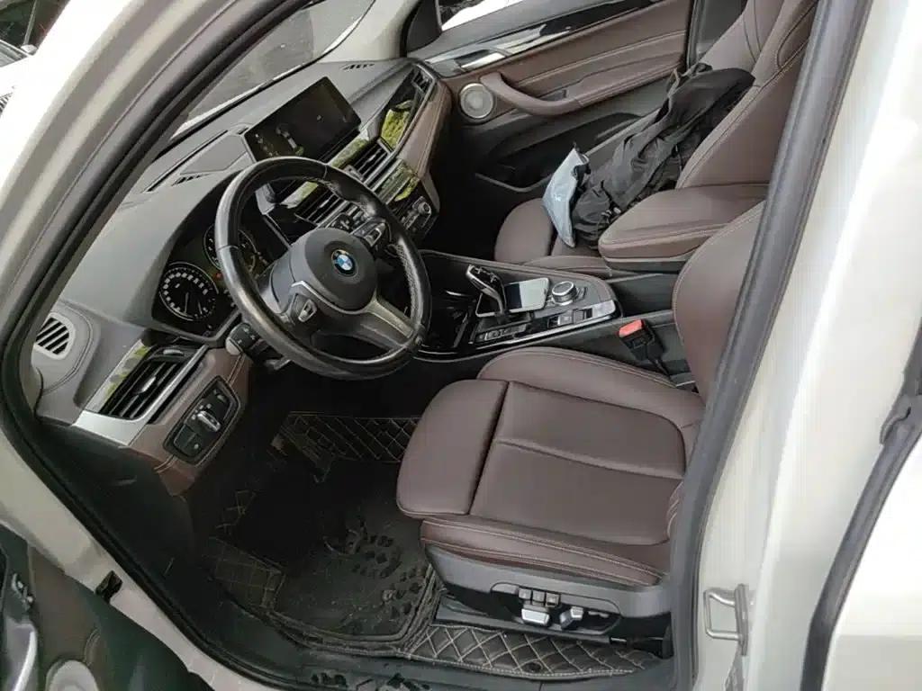 BMW X2 2023 sDrive25i M Sport Shadow Edition — миниатюра 15