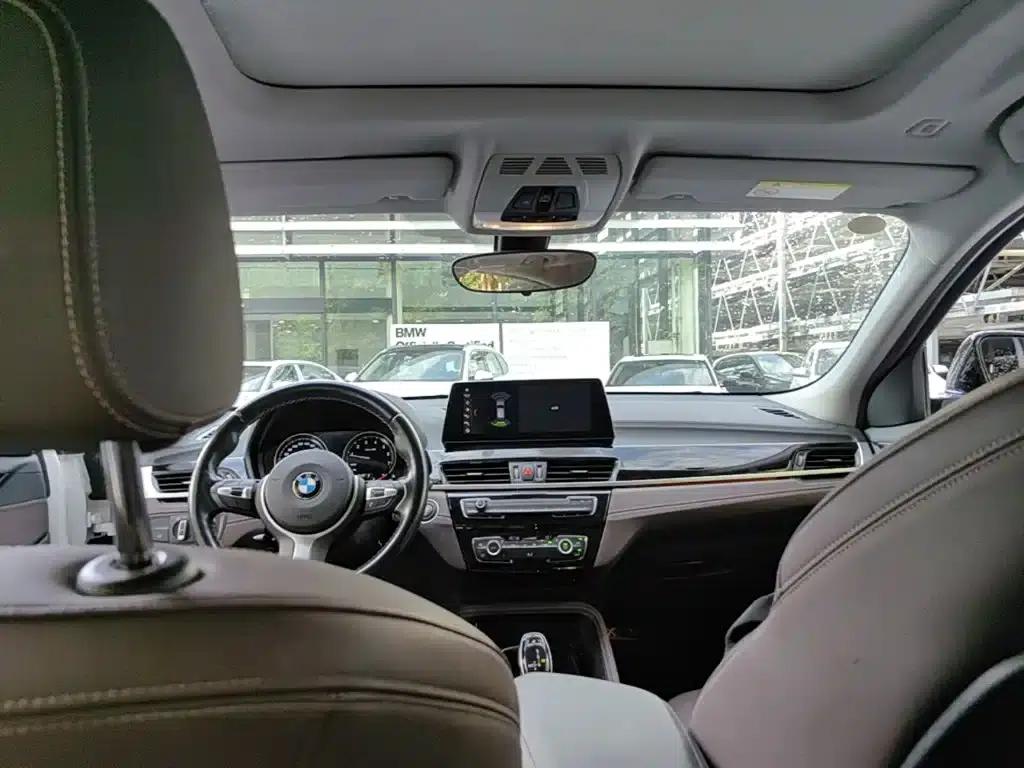 BMW X2 2023 sDrive25i M Sport Shadow Edition — миниатюра 18
