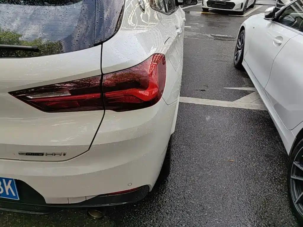 BMW X2 2023 sDrive25i M Sport Shadow Edition — миниатюра 8