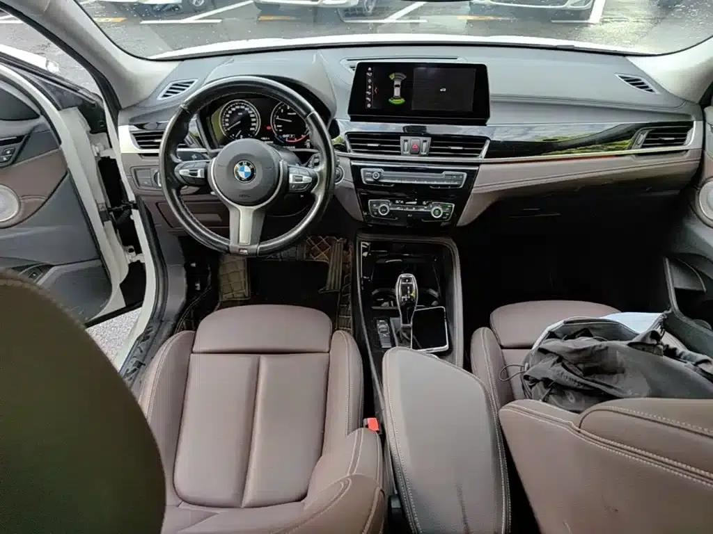 BMW X2 2023 sDrive25i M Sport Shadow Edition — миниатюра 10