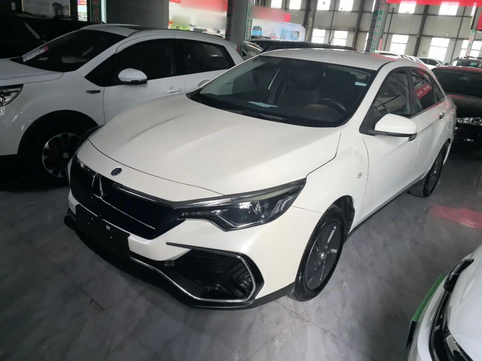 Venucia D60EV 2023 PLUS Comfort Edition RJ Model — миниатюра 1