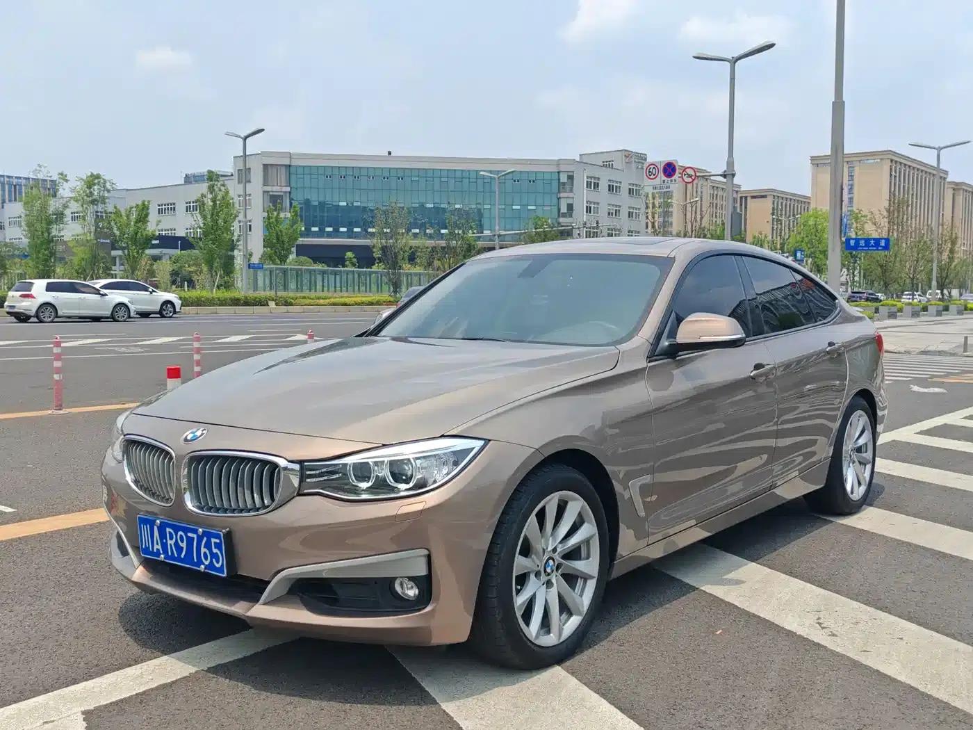 BMW 3 Series GT 2013 320i Luxury Design Package — миниатюра 1