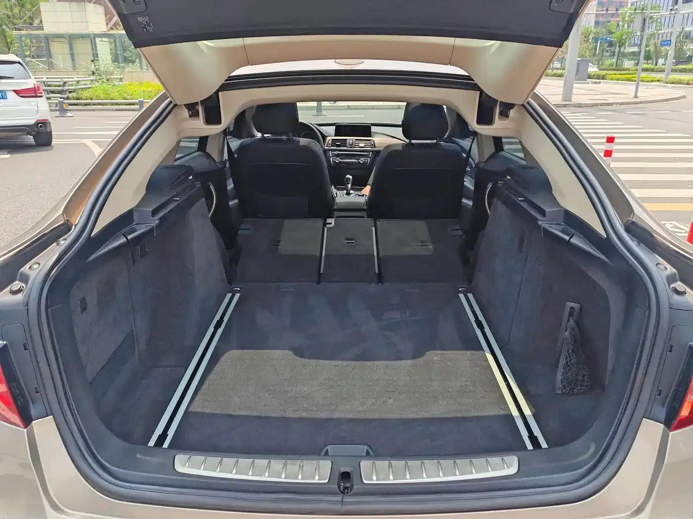BMW 3 Series GT 2013 320i Luxury Design Package — миниатюра 16