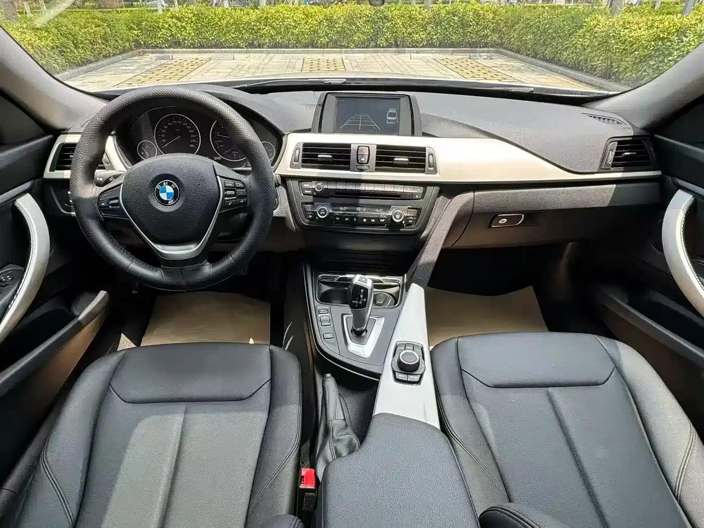 BMW 3 Series GT 2016 320i Fashion Edition — миниатюра 6